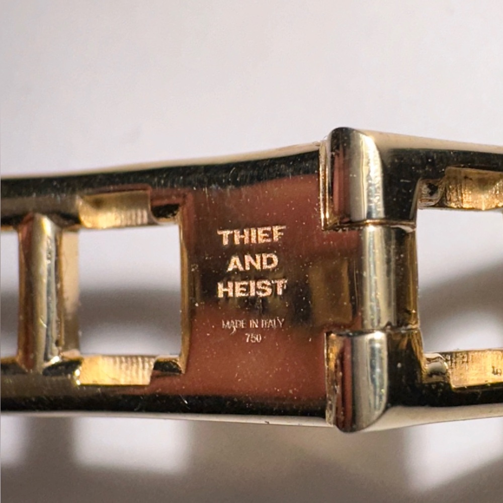 Thief And Heist 18k gold bracelet - Picture 3 of 10